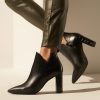 Chunky heel leather ankle boots in black croco