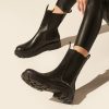 Flat chelsea leather boots in black