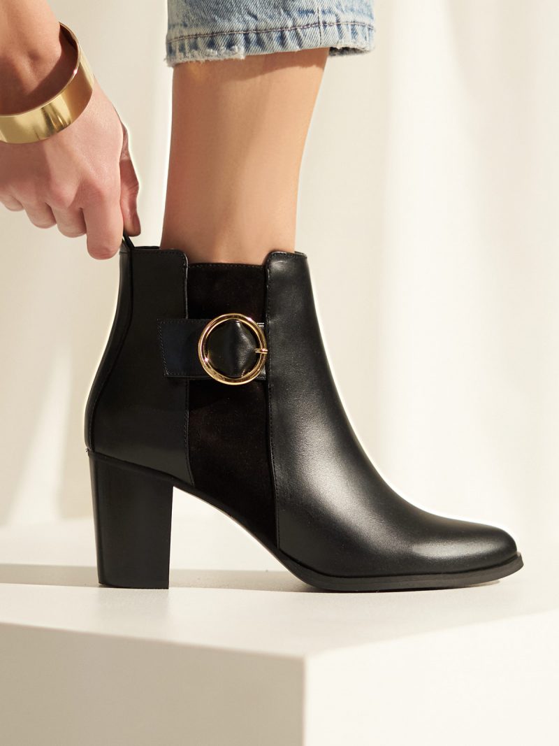 Chunky heel leather ankle boots in black