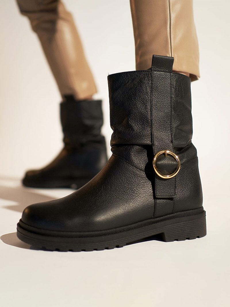 Leather biker boots in black