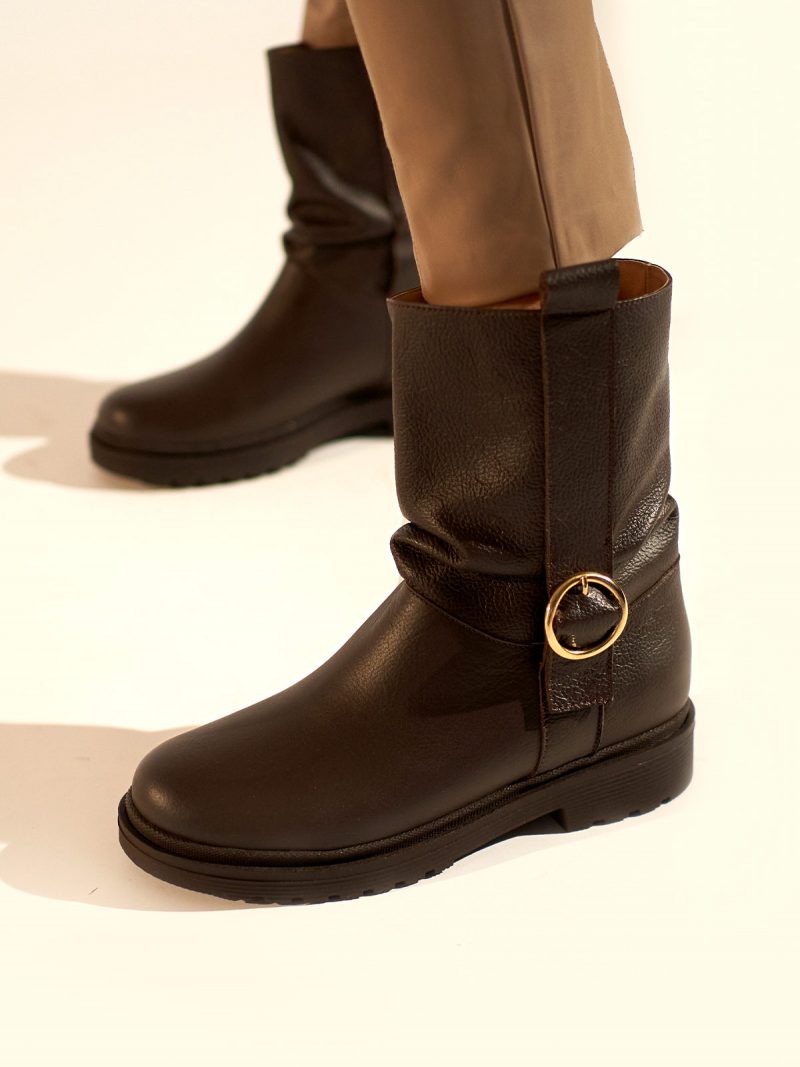 Leather biker boots in brown